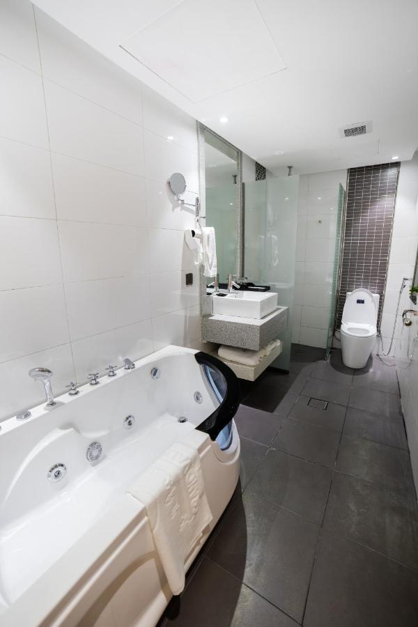 Grand Valley Hotel 3*